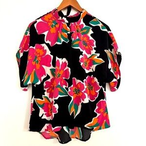 Emery Rose Bright Floral Top with Back Neck Tie Size Medium